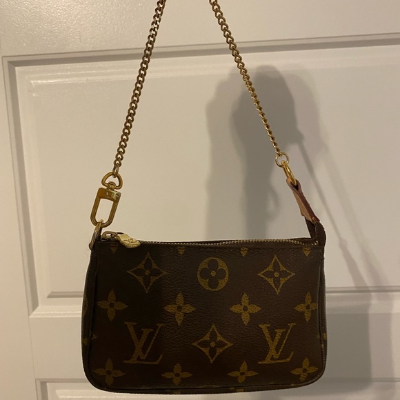 Louis Vuitton Mini Pochette with authentication - Picture 2 of 7
